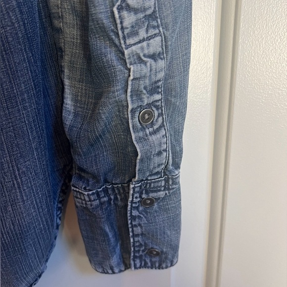 Cloth & Stone long sleeve denim top - Size S - Picture 2 of 6